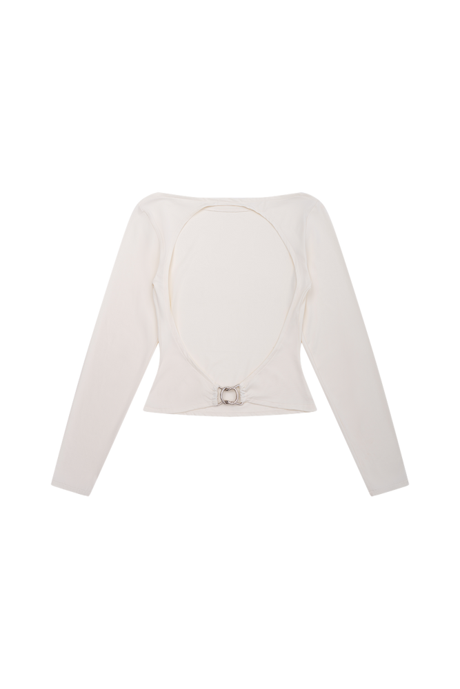 
                  
                    LAURI TOP
                  
                