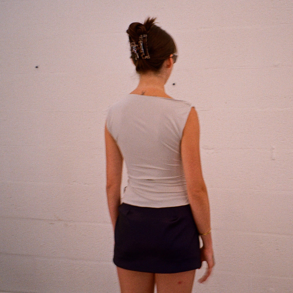 
                  
                    LOOP TEE
                  
                