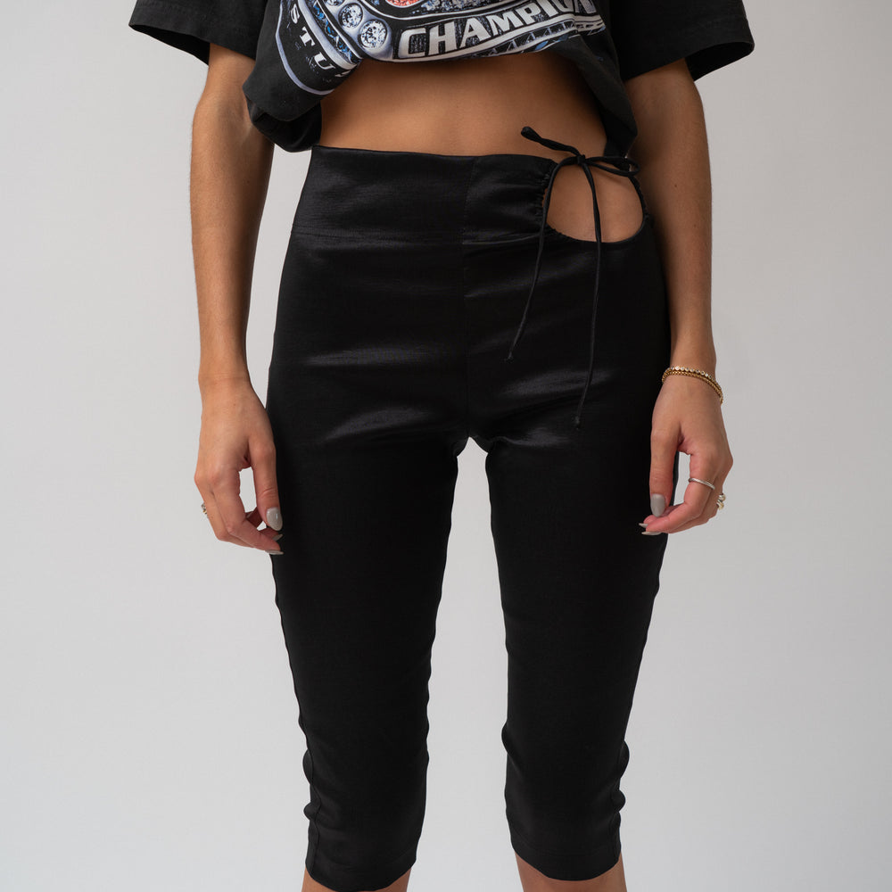
                  
                    RING CAPRI
                  
                