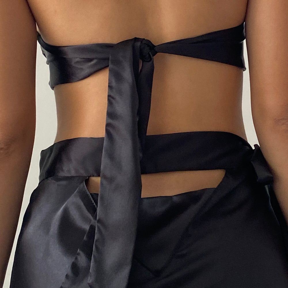 
                  
                    MIMI TOP
                  
                